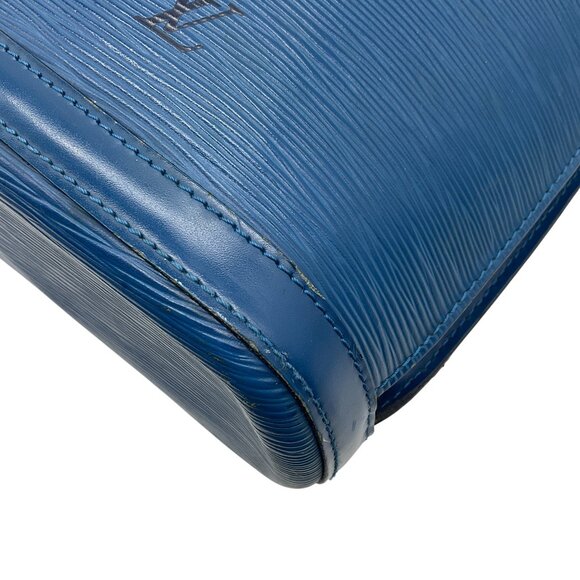 Louis Vuitton Blue Epi Lussac Shoulder Bag - Picture 5 of 11